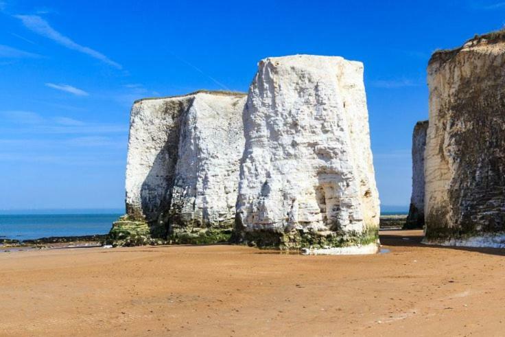 Picturesque Seaside Cottage Next To Viking Bay - Broadstairs Kültér fotó